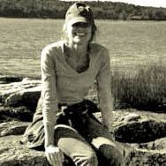 Meet your Posher, Kristen - Picture 1 of 1